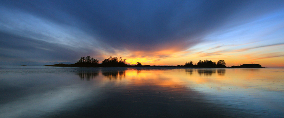 Experience Unforgettable Sunsets - Tofino Accommodation